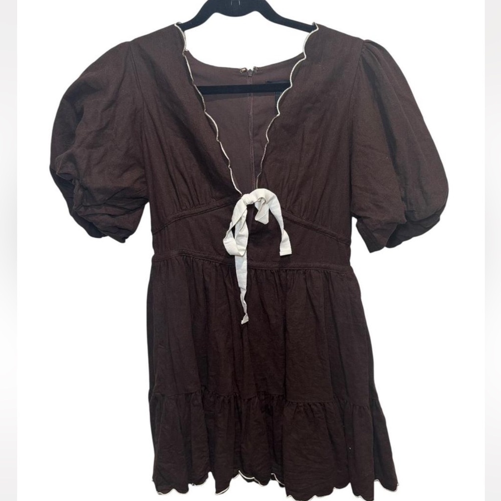 House of Harlow 1960 Brown Mini Dress with puff sleeves and scalloped edges